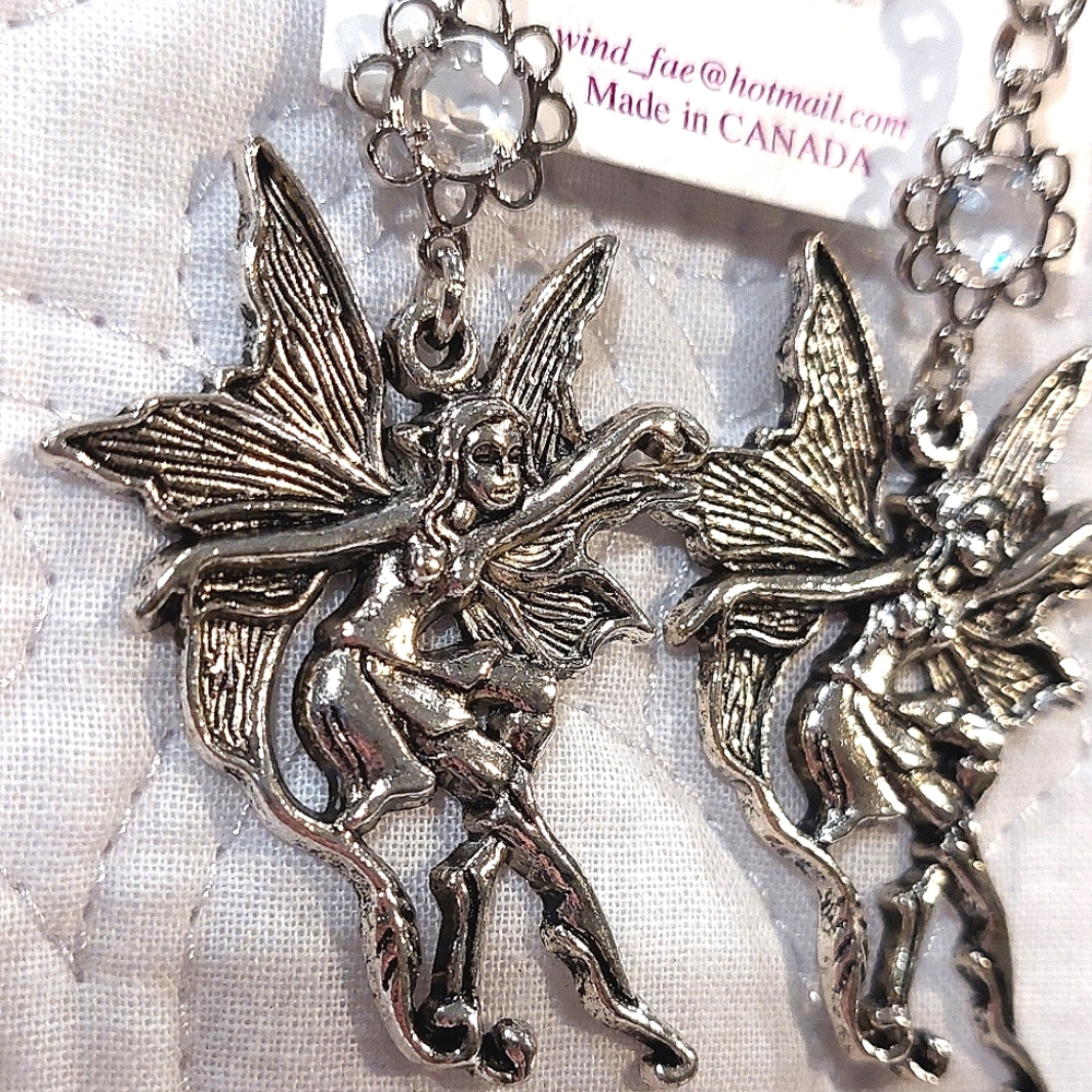Ruffles & Stripes Women's Handmade Fairy and Gemstone Earrings NWT - Picture 3 of 3